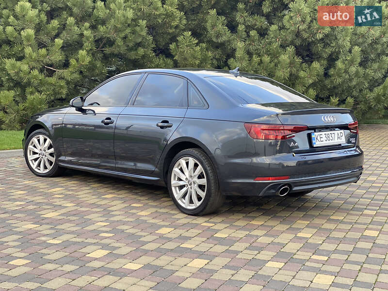 Седан Audi A4 2018 в Днепре
