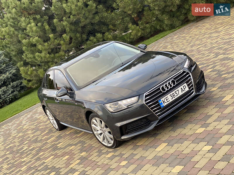 Седан Audi A4 2018 в Днепре