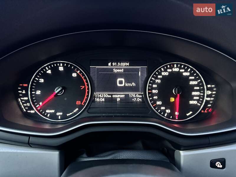 Седан Audi A4 2019 в Виннице