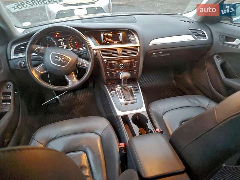 Седан Audi A4 2014 в Запоріжжі