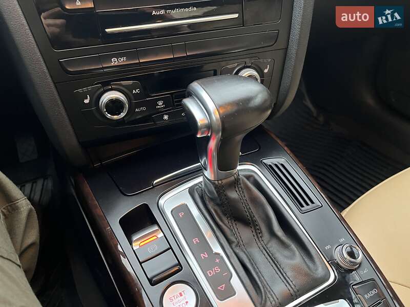 Седан Audi A4 2015 в Черкасах