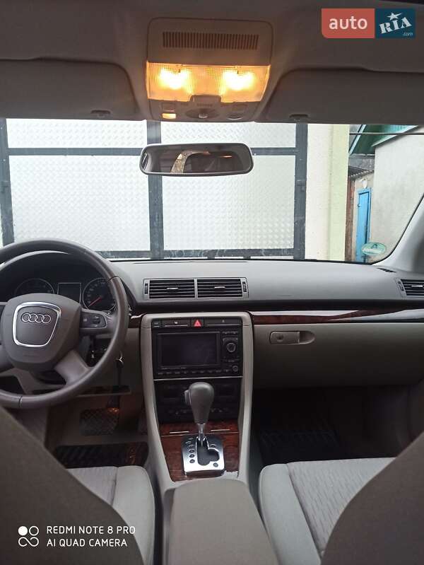 Седан Audi A4 2007 в Вижнице