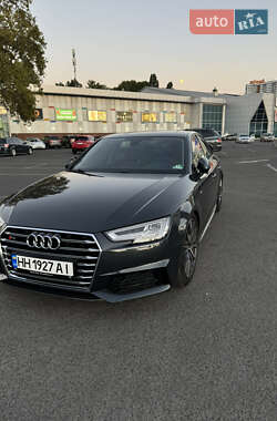 Седан Audi A4 2018 в Одессе