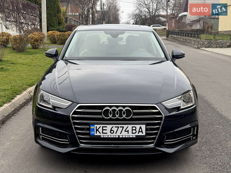 Седан Audi A4 2017 в Дніпрі