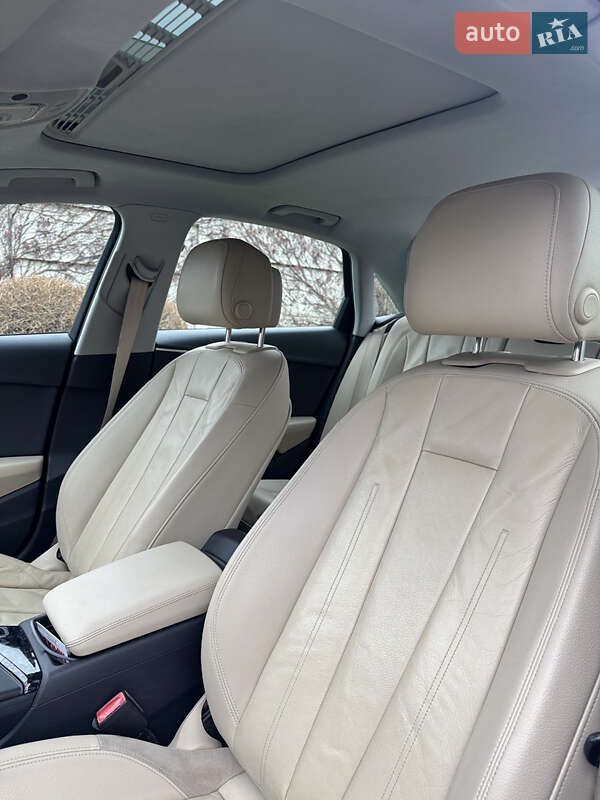 Седан Audi A4 2017 в Дніпрі