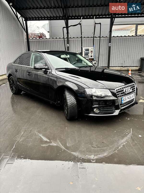 Седан Audi A4 2011 в Киеве