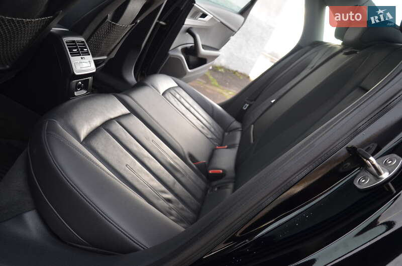 Седан Audi A4 2017 в Дрогобыче