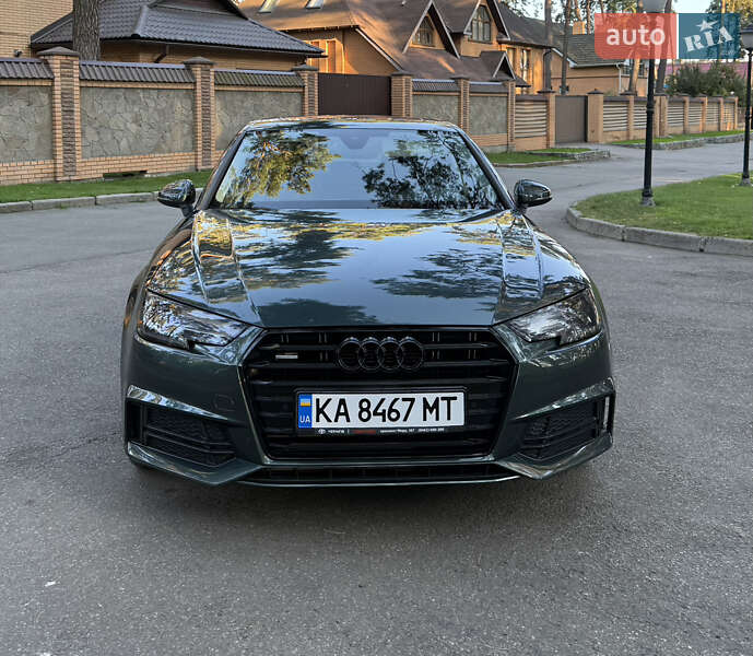 Седан Audi A4 2016 в Чернігові