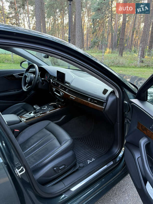 Седан Audi A4 2016 в Чернігові