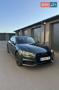 Седан Audi A4 2016 в Чернігові