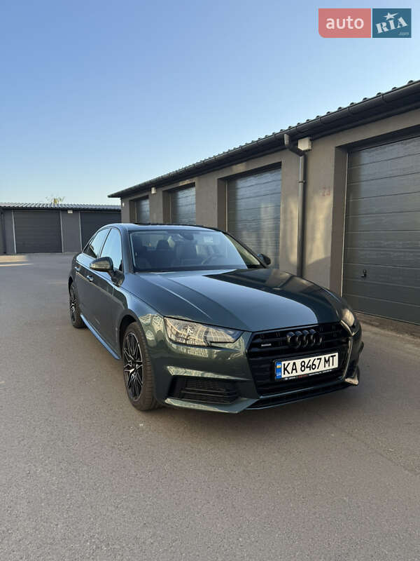 Седан Audi A4 2016 в Чернігові