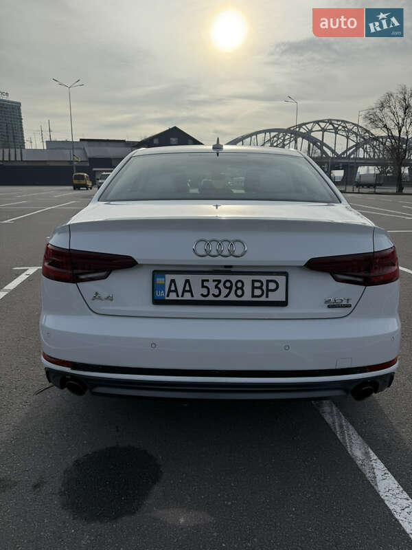 Седан Audi A4 2017 в Киеве