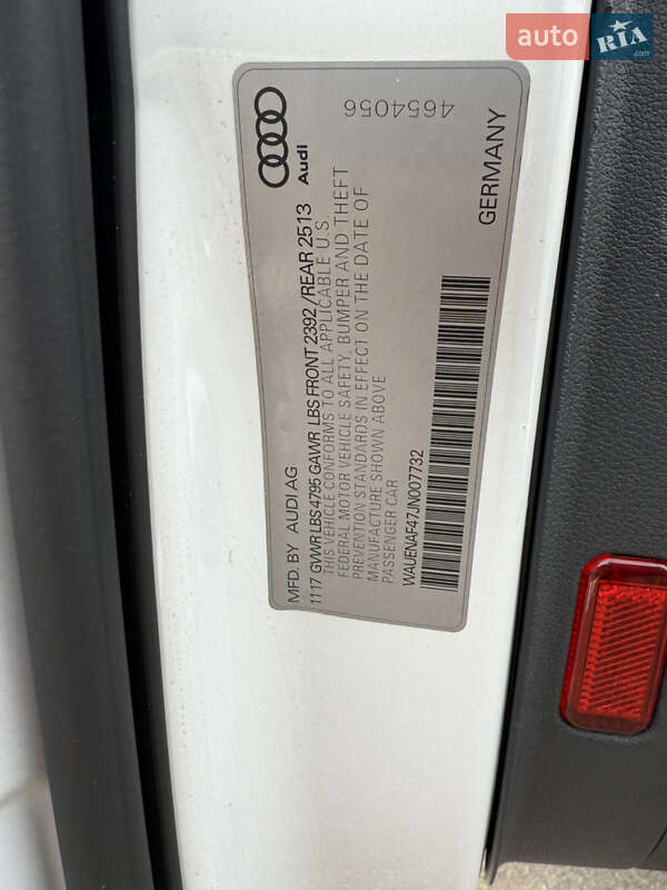 Седан Audi A4 2017 в Киеве