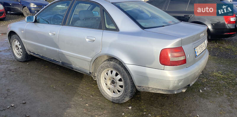 Седан Audi A4 1999 в Львові
