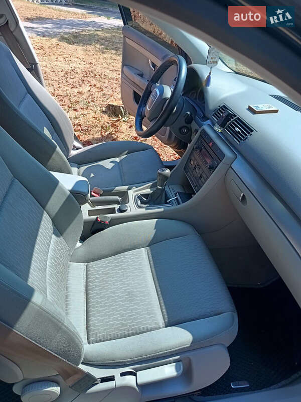 Седан Audi A4 2005 в Полтаве