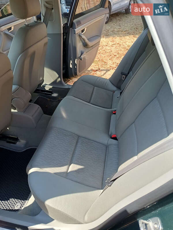 Седан Audi A4 2005 в Полтаве