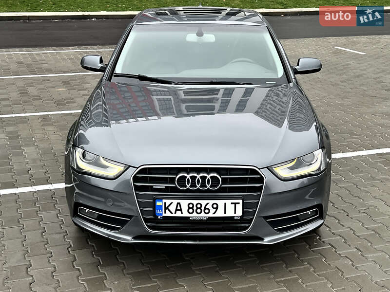 Седан Audi A4 2013 в Києві