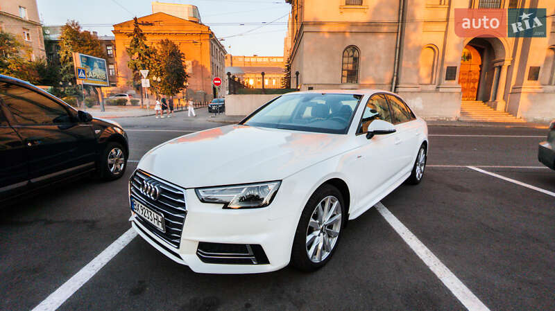 Седан Audi A4 2018 в Харкові
