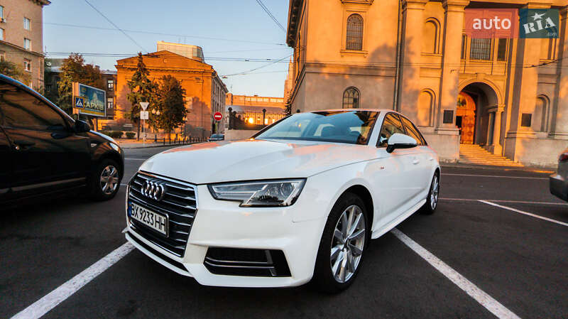 Седан Audi A4 2018 в Харкові