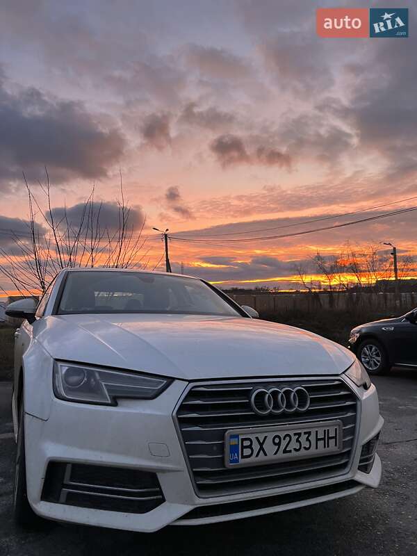 Седан Audi A4 2018 в Харкові