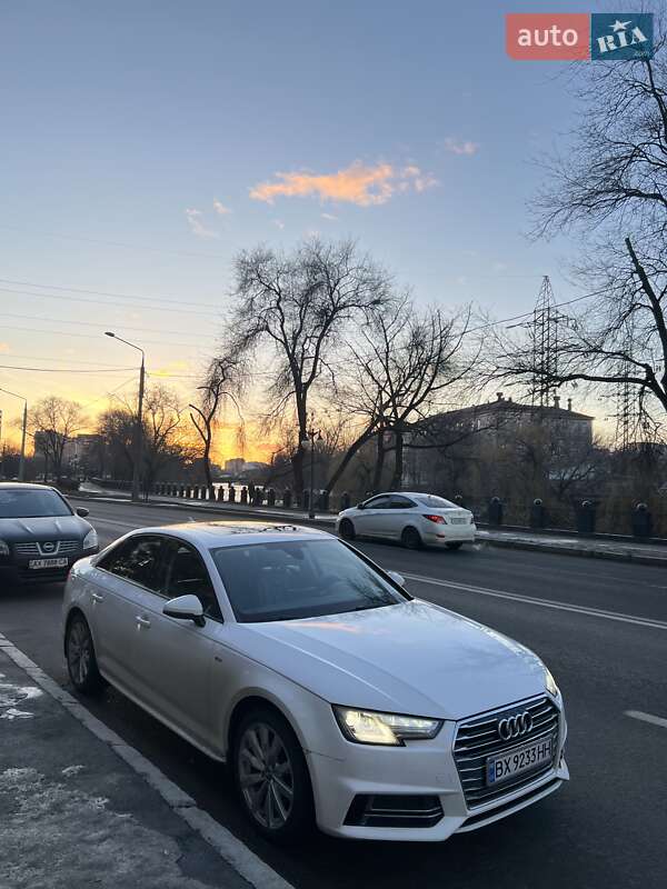 Седан Audi A4 2018 в Харкові