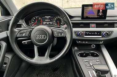 Седан Audi A4 2016 в Киеве