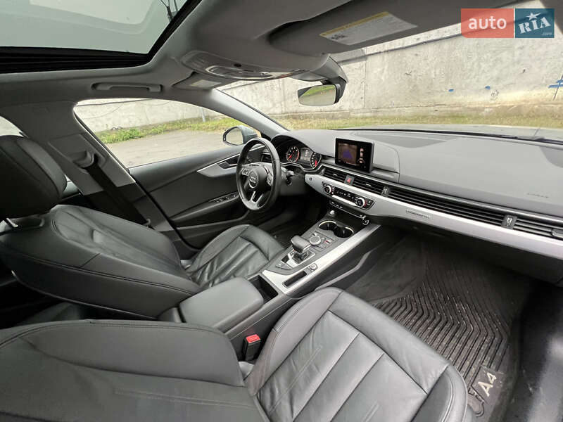 Седан Audi A4 2016 в Киеве