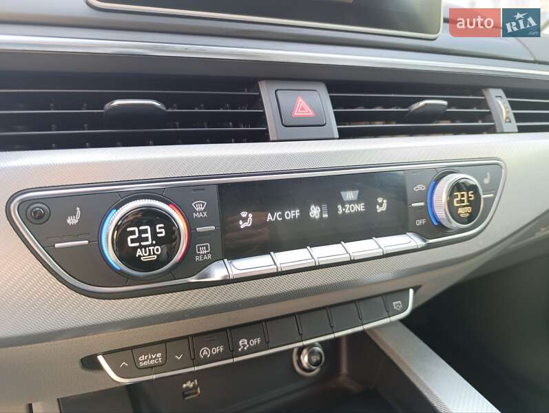 Седан Audi A4 2018 в Одесі