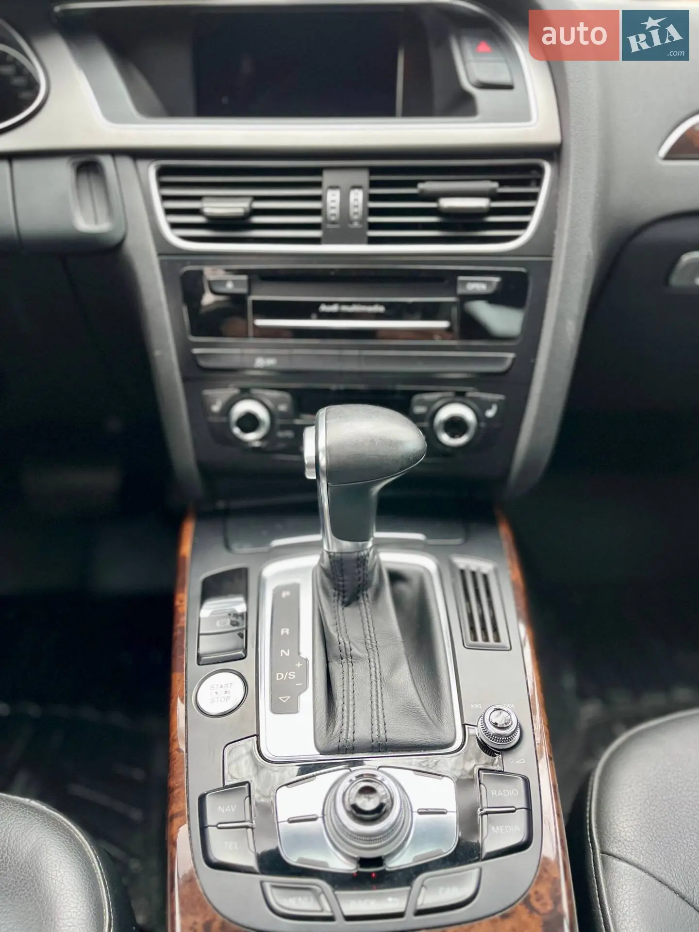 2012 Audi A4 - мініатюра 38