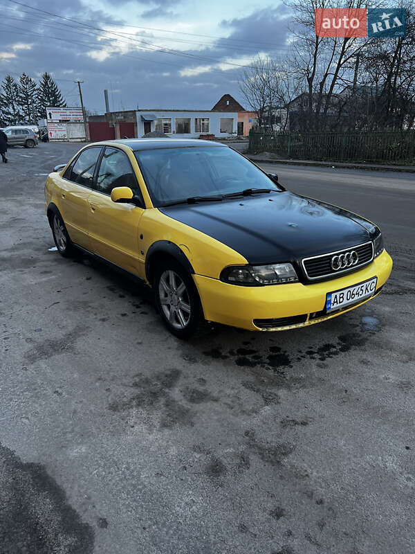 Седан Audi A4 1997 в Виннице