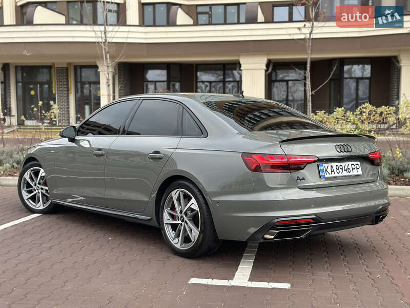 Седан Audi A4 2023 в Киеве