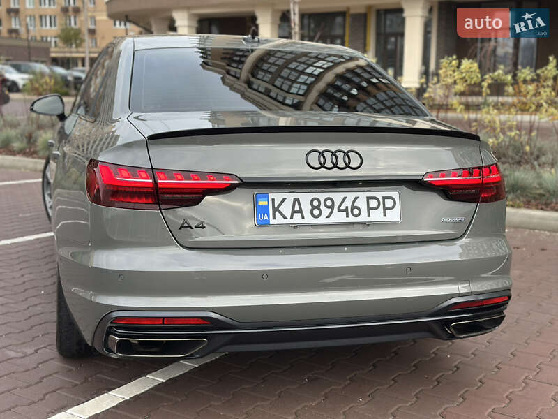 Седан Audi A4 2023 в Киеве
