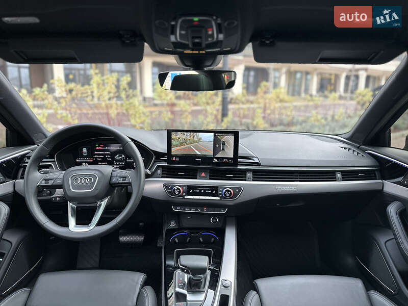 Седан Audi A4 2023 в Киеве