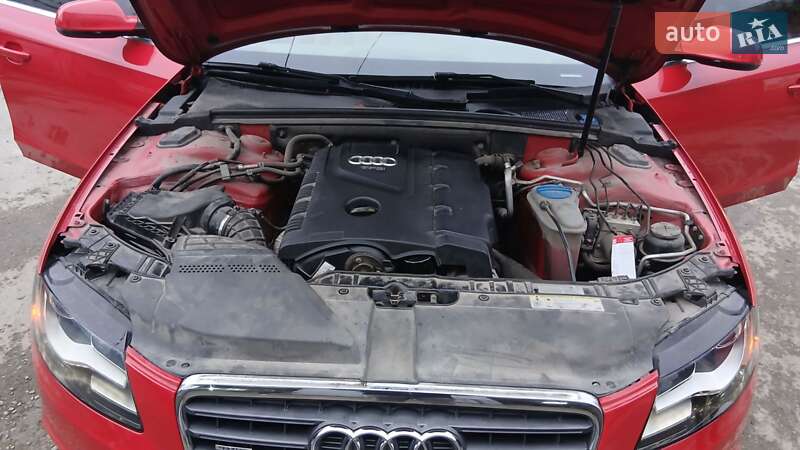 Седан Audi A4 2012 в Тернополе
