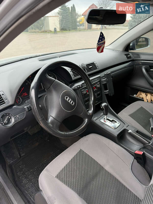 Седан Audi A4 2002 в Ивано-Франковске