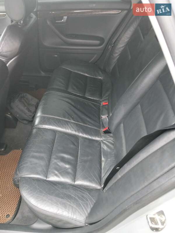 Универсал Audi A4 2006 в Первомайске