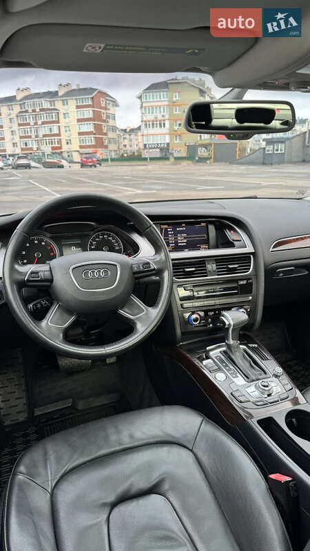 Седан Audi A4 2014 в Киеве