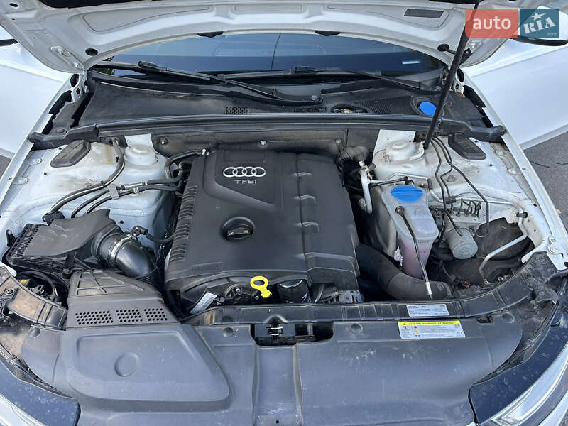 Седан Audi A4 2015 в Виннице