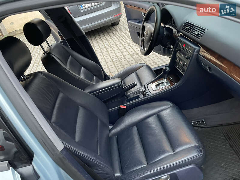 Седан Audi A4 2002 в Львові