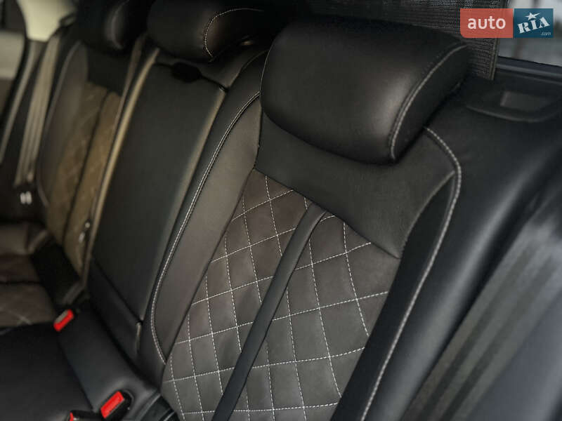 Універсал Audi A4 2021 в Трускавці