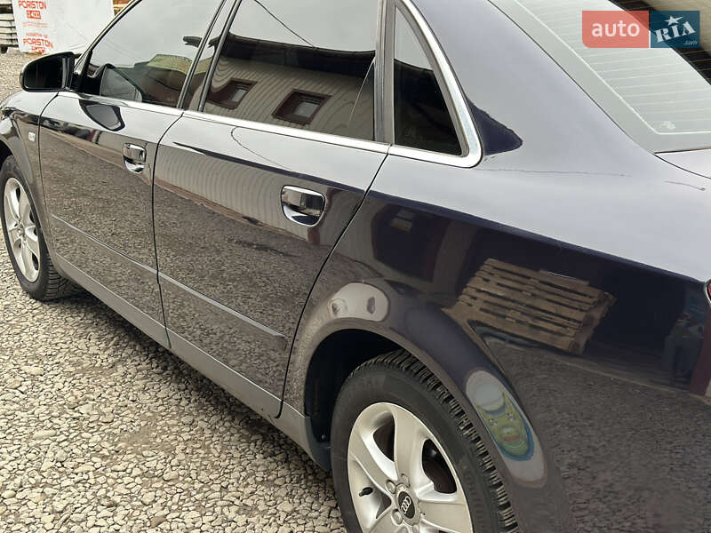 Седан Audi A4 2001 в Снятине