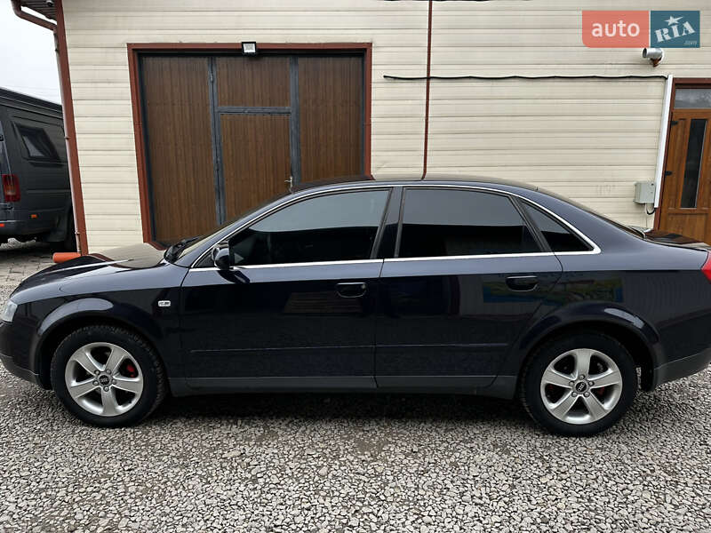 Седан Audi A4 2001 в Снятине