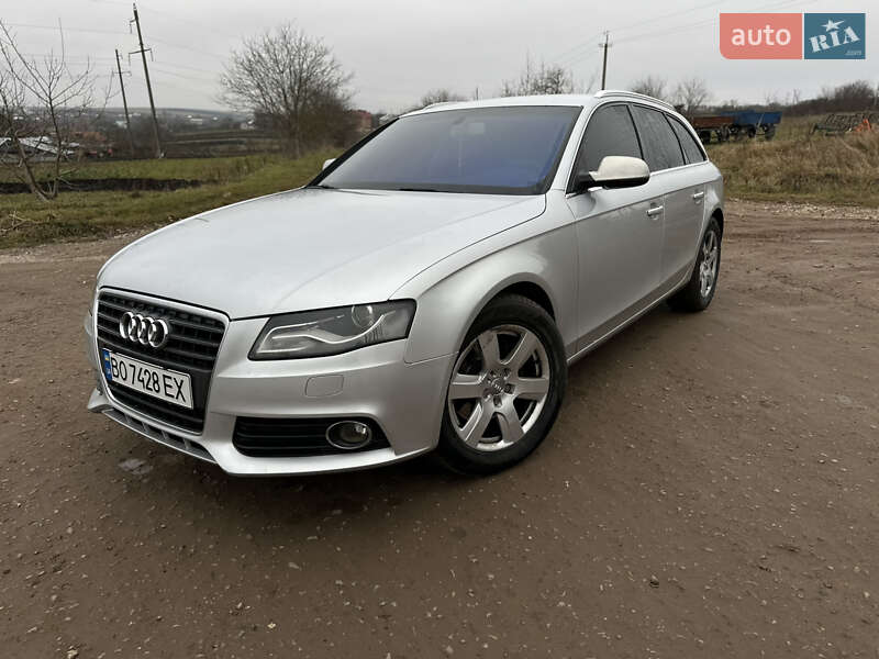 Универсал Audi A4 2011 в Зборове