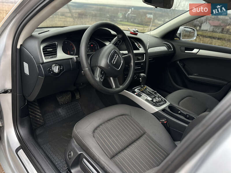 Универсал Audi A4 2011 в Зборове