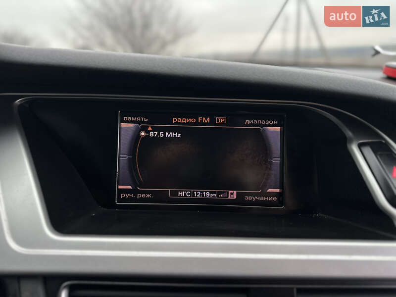 Универсал Audi A4 2011 в Зборове