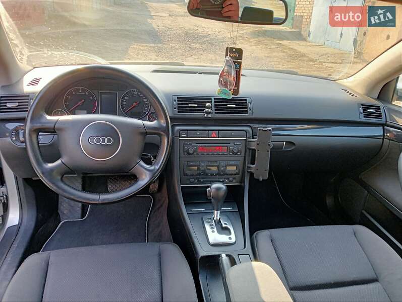 Универсал Audi A4 2003 в Буче