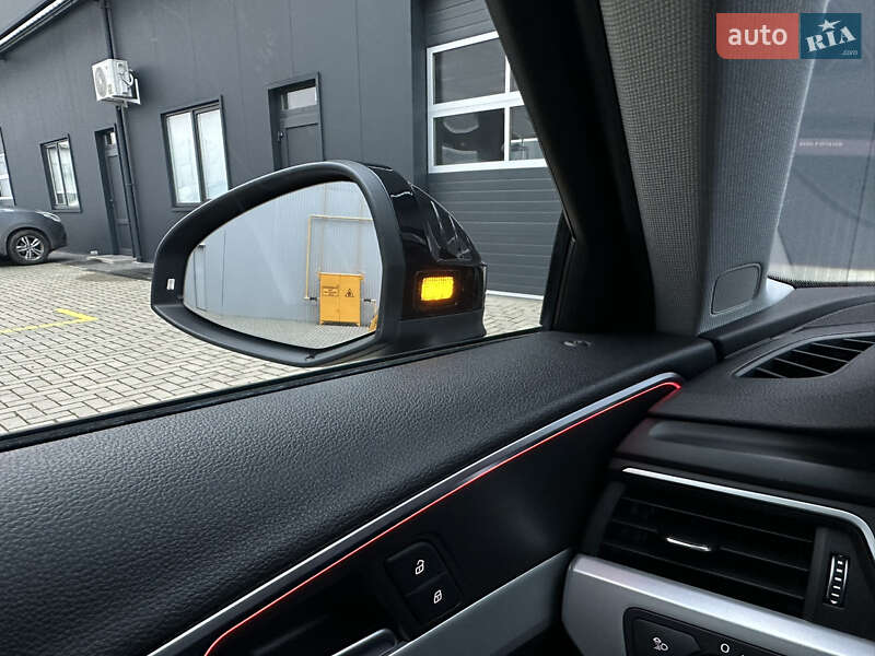 Седан Audi A4 2018 в Мукачево