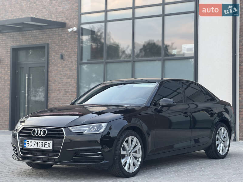 Седан Audi A4 2016 в Тернополі