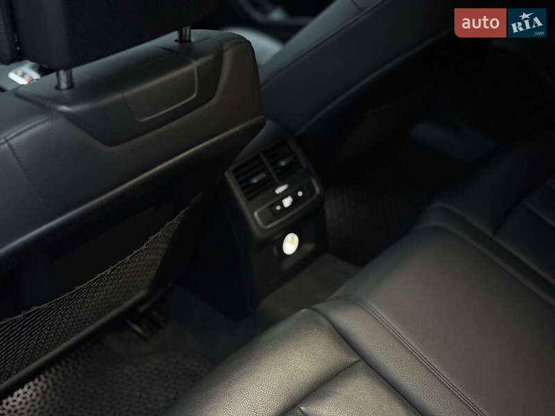 Седан Audi A4 2016 в Киеве фото 17 Седан Audi A4 2016 в Киеве