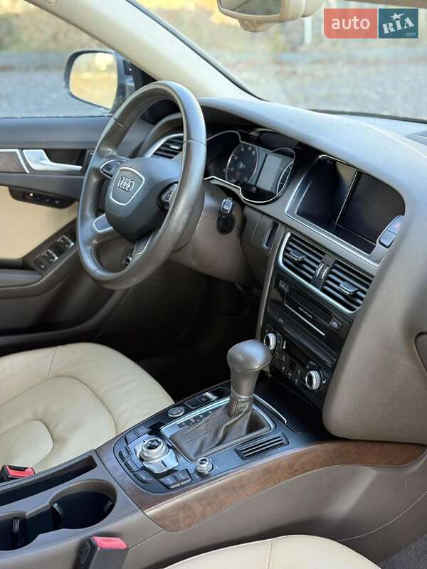 Седан Audi A4 2014 в Старом Самборе